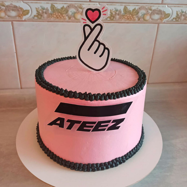 Торт на тему группы Ateez