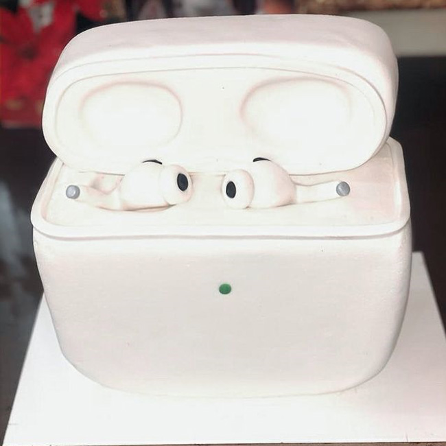 Торт AirPods Pro