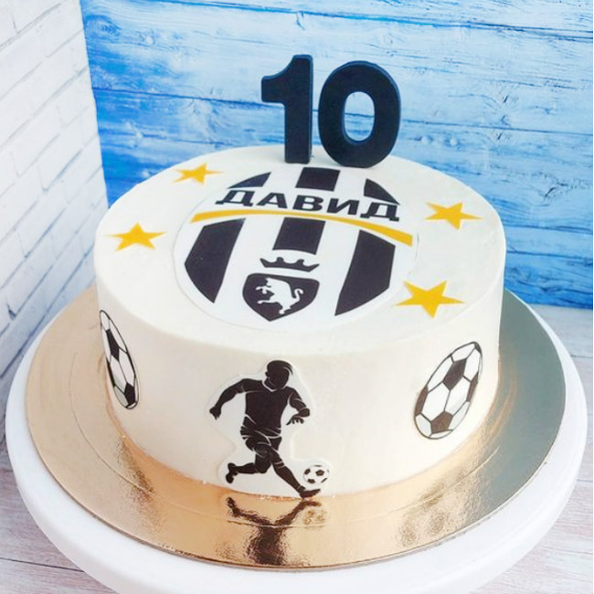 Торт футболисту на 10 лет
