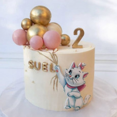 Торт с кошечкой на 2 годика