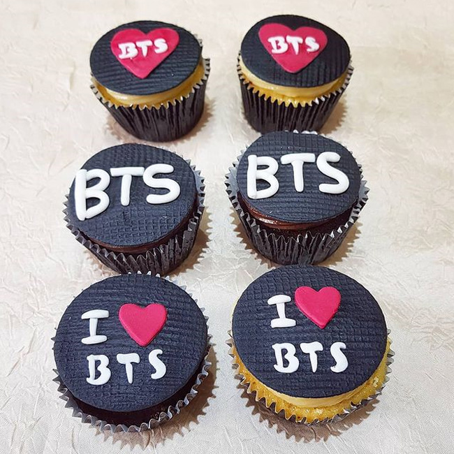 Капкейки BTS на 15 лет