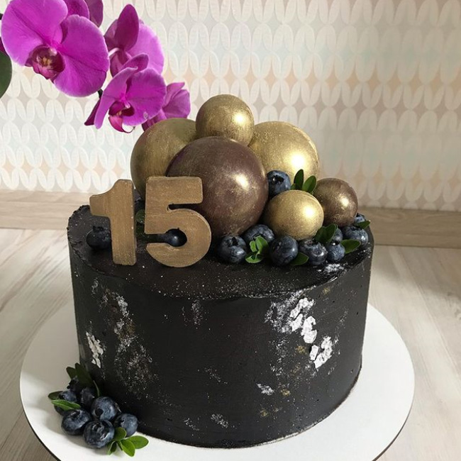 Черный торт 15 лет