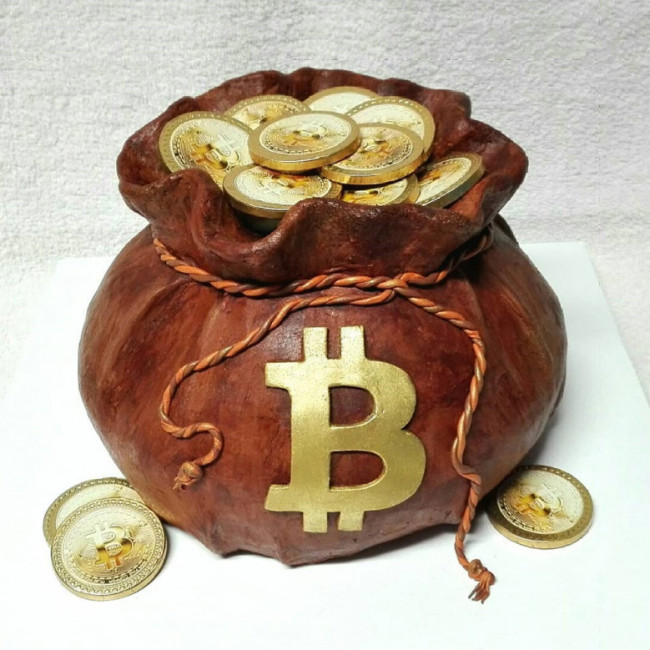 Торт с биткойнами