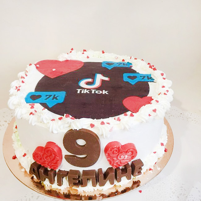 Торт с рисунком Тик Ток