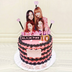 Торт BlackPink на 10 лет