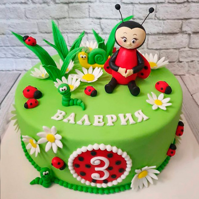 Торт с божьей коровкой для девочки
